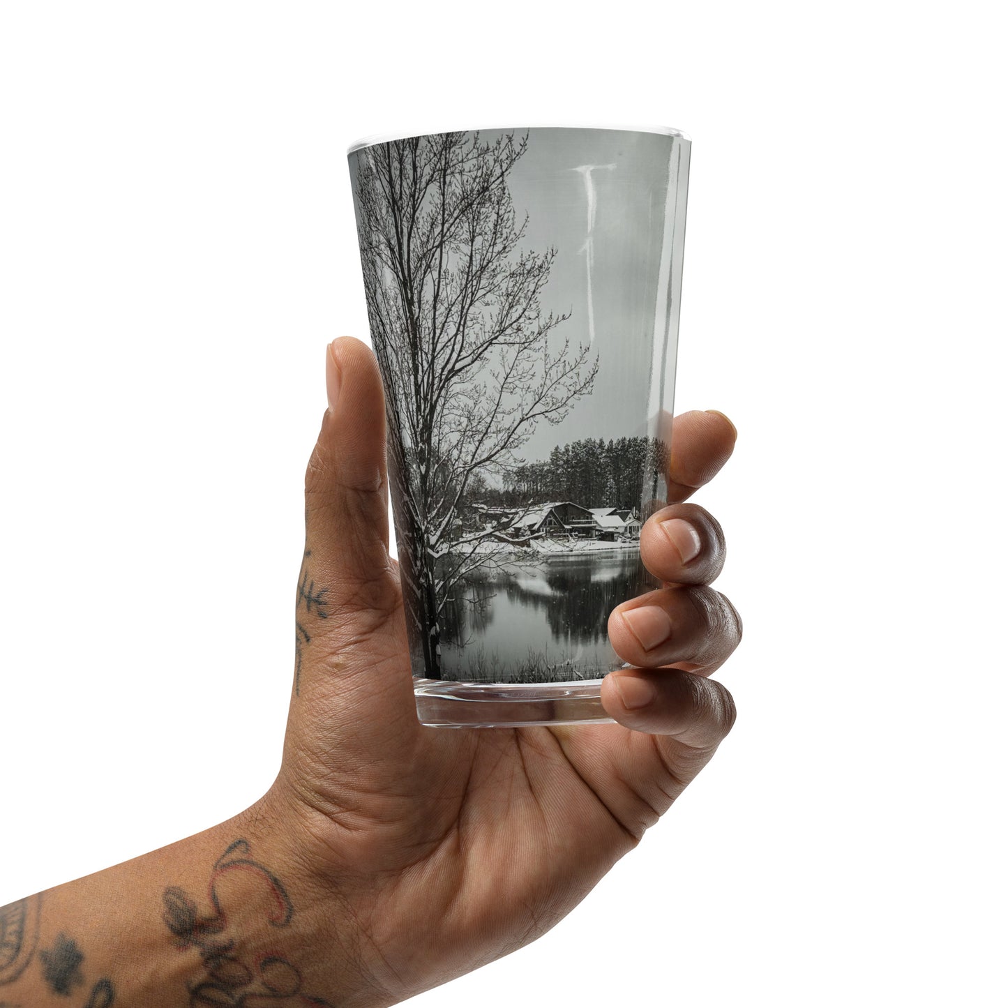 Winter Ni Shaker pint glass